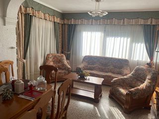 Chalet en venta en Castellví de Rosanes