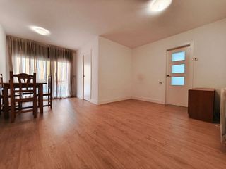 Piso en venta en El Castell-Poble Vell en Castelldefels