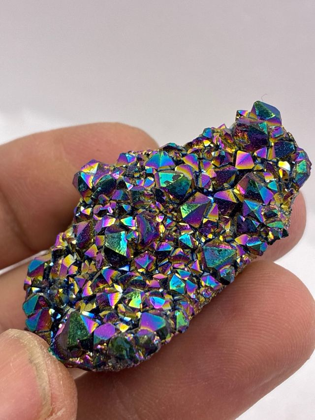 Cuarzo Aqua Aura Titanio