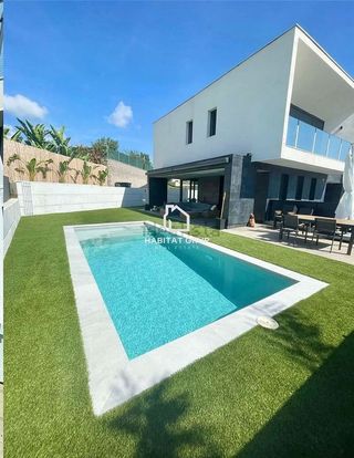 Chalet en venta en Berà Mar - El Francaset en Roda de Barà