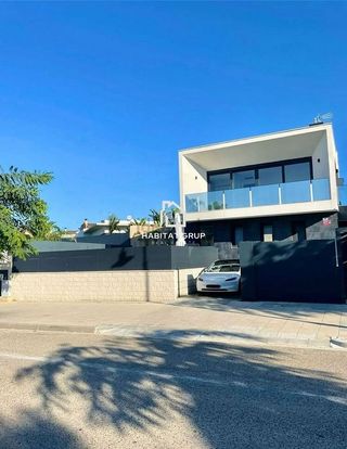 Chalet en venta en Berà Mar - El Francaset en Roda de Barà