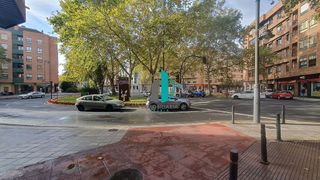 Garaje en alquiler en San Adrián - La Cava en Logroño