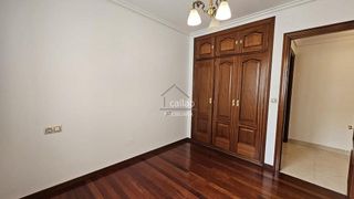 Piso en venta en A Gándara en Narón