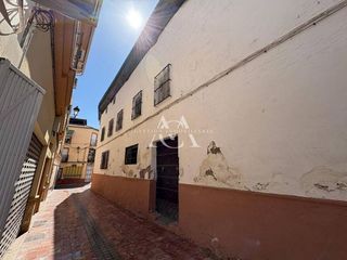 Casa en venta en Lucena