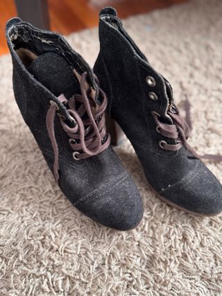 Botines Mango Ante Tacón Madera