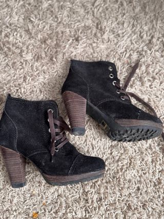 Botines Mango Ante Tacón Madera