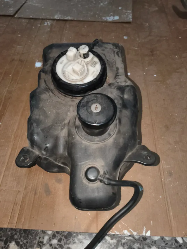 Depósito Gasolina Xmax 250 (2007)