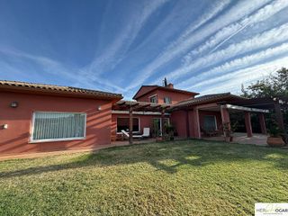 Chalet en venta en Los Cigarrales-La Bastida en Toledo