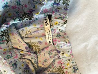 Falda Zara floral talla única