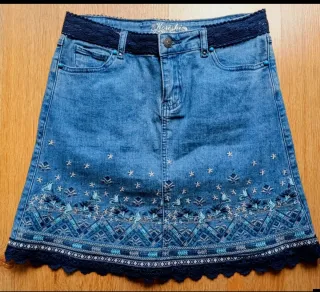 Falda vaquera Koroshi bordada