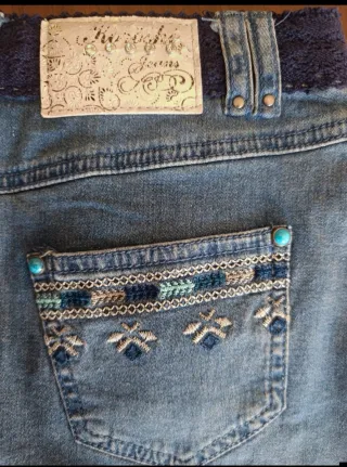 Falda vaquera Koroshi bordada