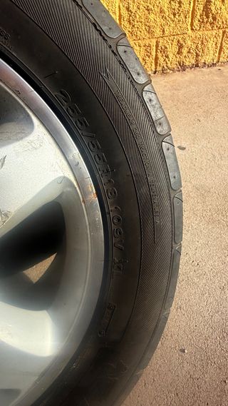 Neumáticos 255 55 R18  109v