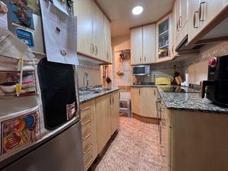 Piso en venta en Sant Josep en Hospitalet de Llobregat, L´