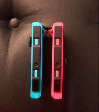 Nintendo Switch Azul y Rojo. Muy buen estado