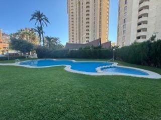 Piso en venta en Cala de Finestrat en Finestrat