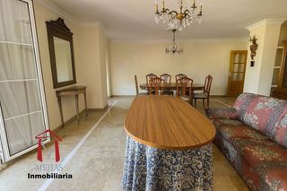 Piso en venta en Zona Fuentemora en Antequera