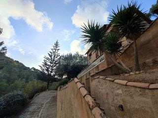 Chalet en venta en Vallirana