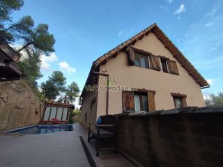 Chalet en venta en Vallirana