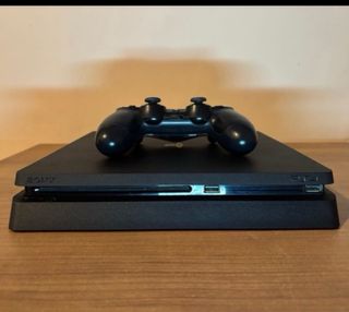 PS4 Slim Sony Negra