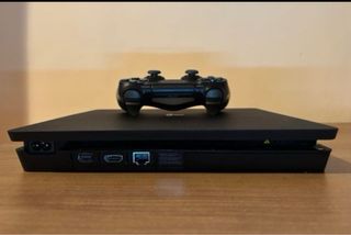 PS4 Slim Sony Negra