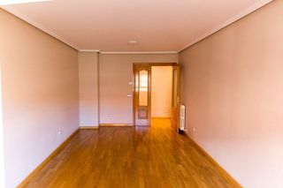 Piso en venta en La Chantría - La Lastra en León