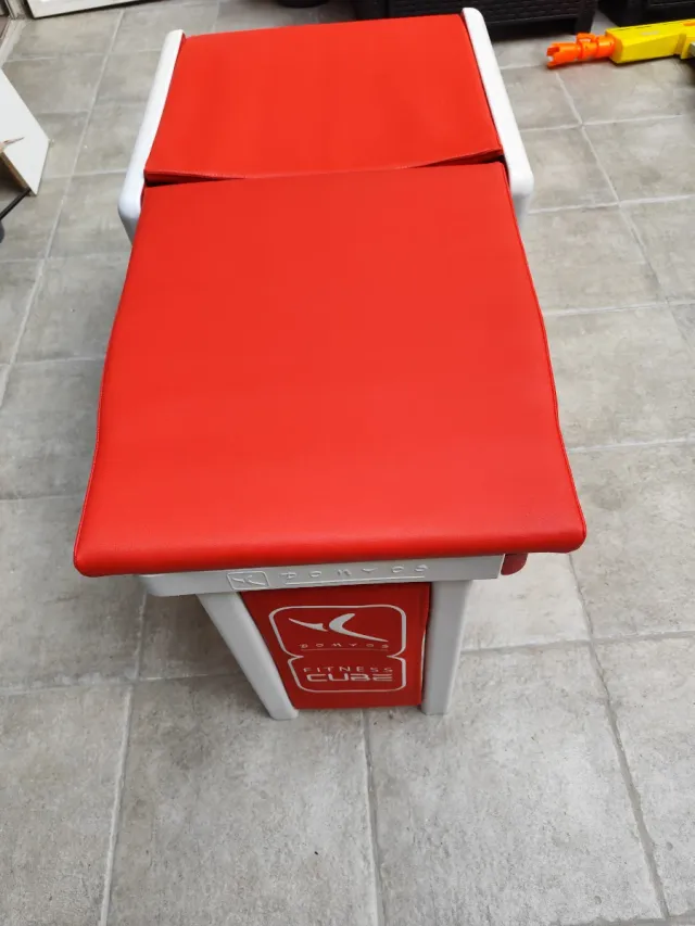 Cajón Fitness CUBE Rojo