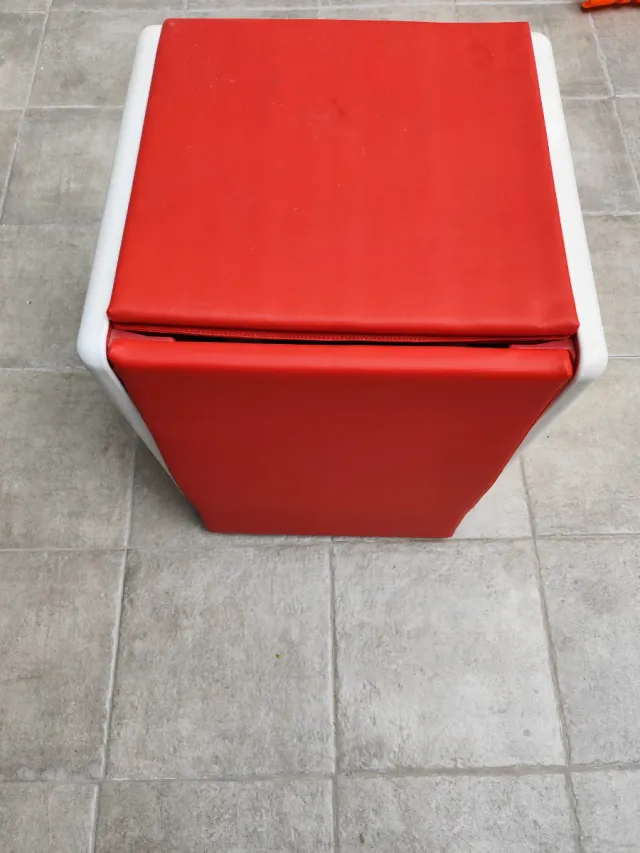 Cajón Fitness CUBE Rojo