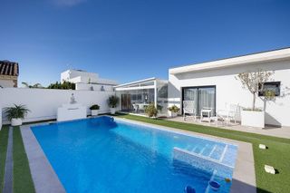 Chalet en venta en Formentera del Segura
