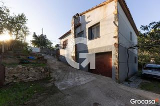 Chalet en venta en Vallirana