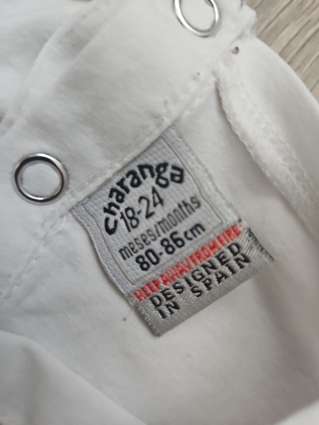 2 CAMISETAS NUÑA 18-24 MESES