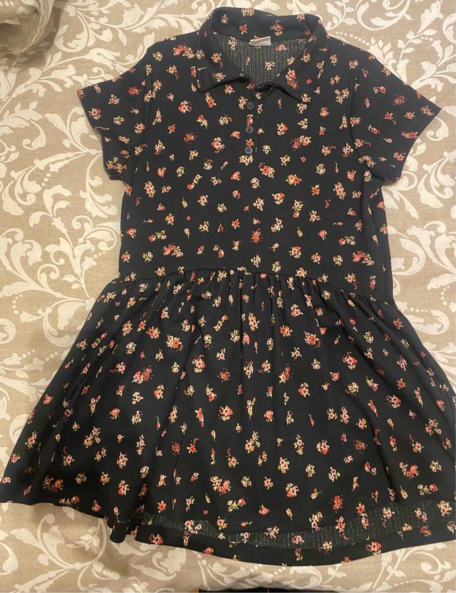 Vestido Zara floral Talla 11-12