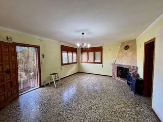 Chalet en venta en Sant Esteve Sesrovires