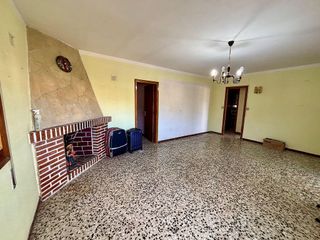 Chalet en venta en Sant Esteve Sesrovires