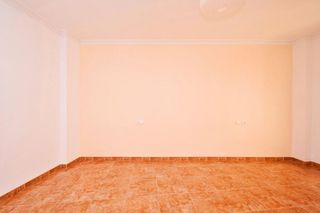 Piso en venta en Pabellón - Estación - El Corte Inglés en Ejido (El)