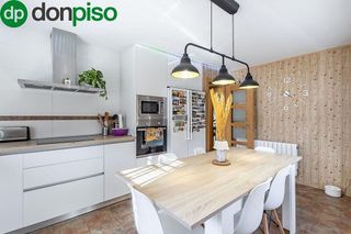 Chalet en venta en Huétor Vega