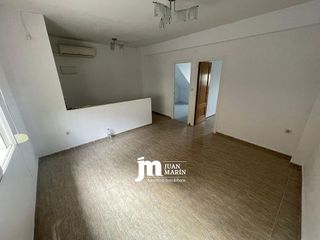 Casa adosada en venta en Cieza