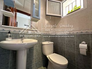 Casa adosada en venta en Lucena