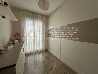 Casa adosada en venta en Lucena