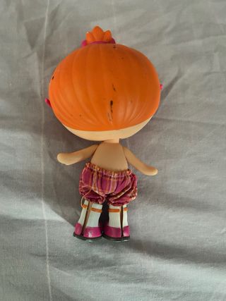 Bambola Lalaloopsy specs read a lot