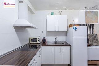 Piso en venta en Crta. De la Sierra en Granada