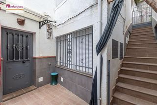 Piso en venta en Crta. De la Sierra en Granada