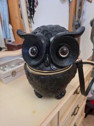 Bolso de mano con forma de búho