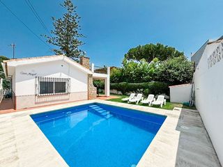 Chalet en venta en Los Boliches en Fuengirola