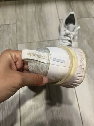 Nike Epic React Talla 41 Gris/Blanco