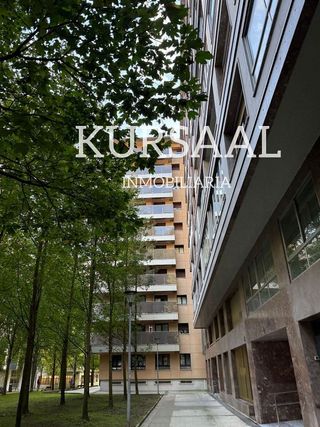 Piso en venta en Amara - Berri en San Sebastián-Donostia