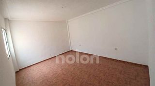 Piso en venta en Yecla