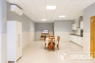 Casa en venta en El Mercado en Manises