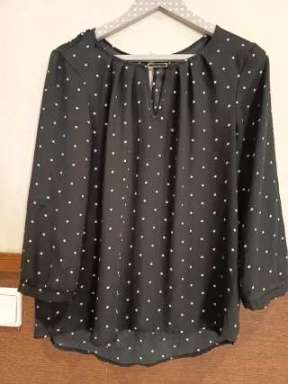 Camisa vaporosa lunares