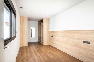 Casa adosada en venta en Valencina de la Concepción