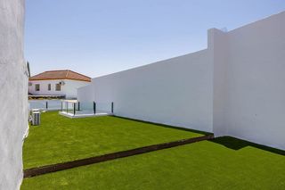 Casa adosada en venta en Valencina de la Concepción